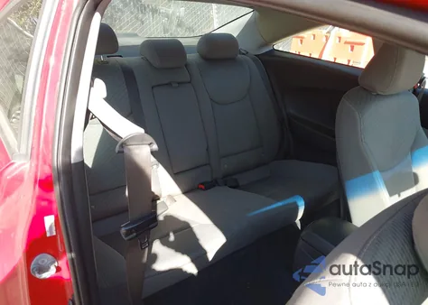 2013 Hyundai Elantra Gs z USA, uszkodzony, nr VIN KMHDH6AE1DU004804